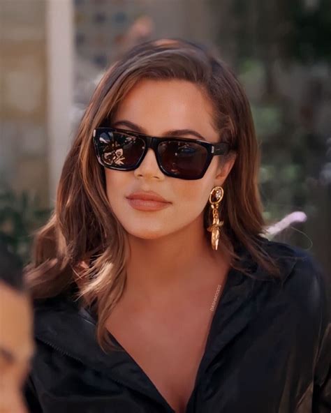 sunglasses khloe kardashian wears